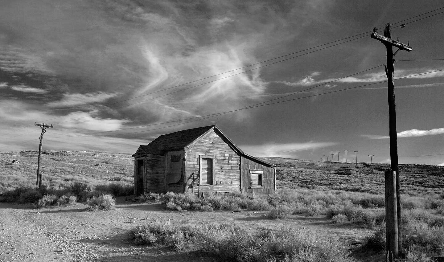 Ghost-Town-Powerlines-Bodie-California-America-black-and-white-mono-Photography-monochrome-Lindsay_Robertson